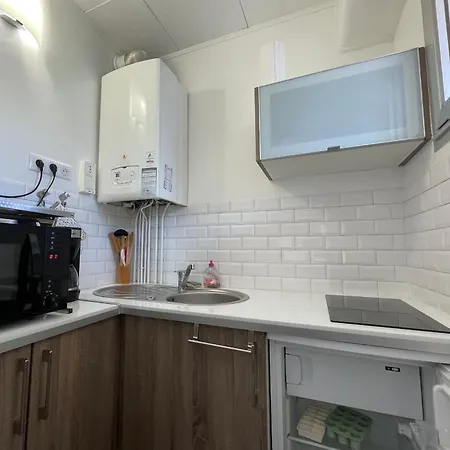 Cosy A L'aiguillon Avec Balcon - Fr-1-474-189 Lägenhet